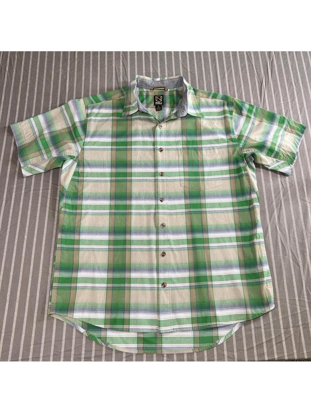 NOBLE OUTFITTERS Shirts Mens Large Short Sleeve Button Down Plaids